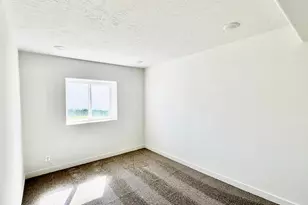 241 Sunstone Cir, Logan, UT 84321 - Photo 15