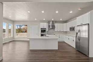 1096 Valley Sage Dr, Springville, UT 84663 - Photo 7