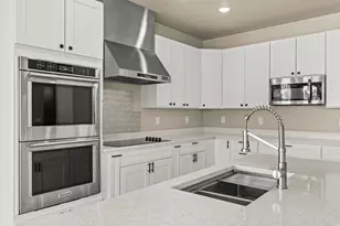 1096 Valley Sage Dr, Springville, UT 84663 - Photo 9