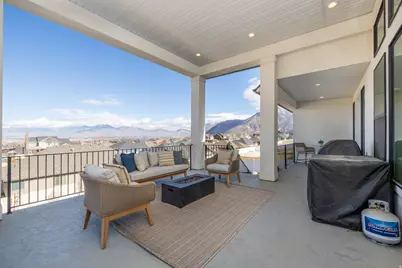 194 W Meadow Lark Ln, Elk Ridge, UT 84651 - Photo 11