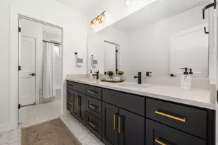 194 W Meadow Lark Ln, Elk Ridge, UT 84651 - Photo 35