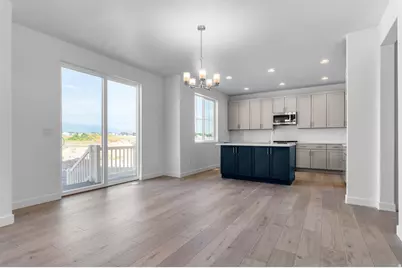 2286 N Hooded Crane Dr, Clinton, UT 84015 - Photo 11