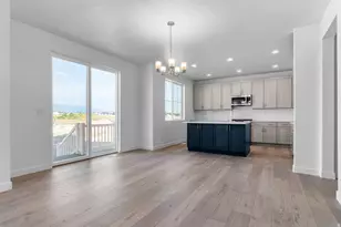 2286 N Hooded Crane Dr, Clinton, UT 84015 - Photo 11