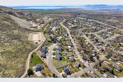 2510 S Elm Grove Dr W, Perry, UT 84302 - Photo 17