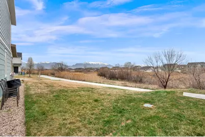 228 E Hummingbird Ct, Saratoga Springs, UT 84045 - Photo 7