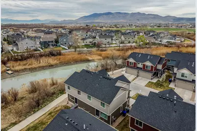 228 E Hummingbird Ct, Saratoga Springs, UT 84045 - Photo 25