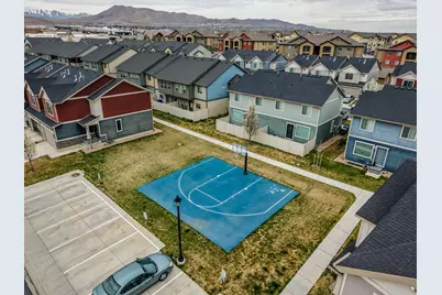 228 E Hummingbird Ct, Saratoga Springs, UT 84045 - Photo 31