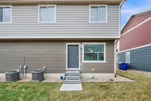 228 E Hummingbird Ct, Saratoga Springs, UT 84045 - Photo 5