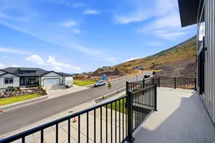 6613 W Wyatt Run Dr, Herriman, UT 84096 - Photo 25