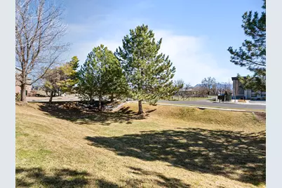 273 E Sunshine Dr, Saratoga Springs, UT 84045 - Photo 25