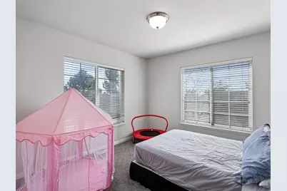 273 E Sunshine Dr, Saratoga Springs, UT 84045 - Photo 17