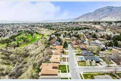 8626 S Scottish Dr, Sandy, UT 84093 - Photo 35