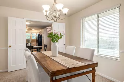 8626 S Scottish Dr, Sandy, UT 84093 - Photo 13