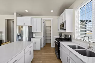 6446 N Pine Tree Way, Eagle Mountain, UT 84005 - Photo 11