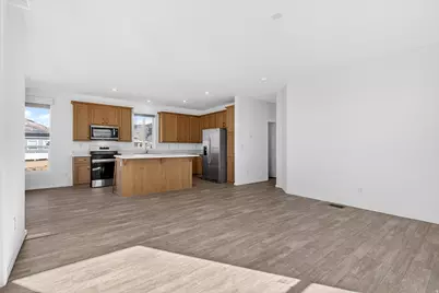 1700 W 2700 N #43, Pleasant View, UT 84404 - Photo 5