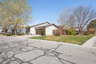 2961 S Burlingame Dr W, West Valley, UT 84120 - Photo 27