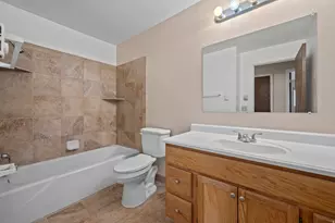 842 S 50 E, Orem, UT 84058 - Photo 13