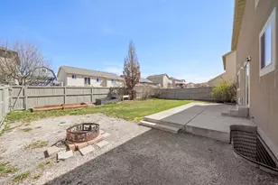 2039 E Ficus Way, Eagle Mountain, UT 84005 - Photo 29