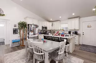 497 N 200 W, Moroni, UT 84646 - Photo 13