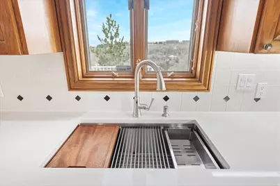 27 Canterbury Ln, Logan, UT 84321 - Photo 11