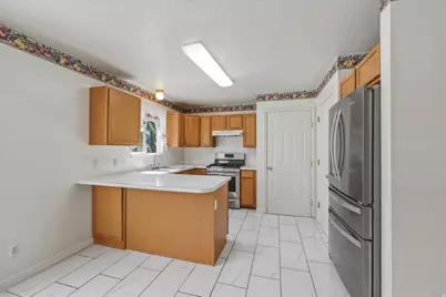 1421 W 50 S, Lehi, UT 84043 - Photo 13