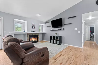 8718 S 5170 W, West Jordan, UT 84081 - Photo 9