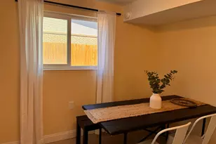 195 N 800 E, Hyrum, UT 84319 - Photo 9