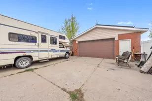 1198 N 3000 W, Clinton, UT 84015 - Photo 31