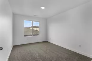 1796 S Queens Garden Dr, Washington, UT 84780 - Photo 31