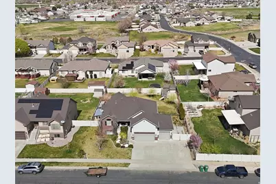 4540 W 5800 S, Hooper, UT 84315 - Photo 47