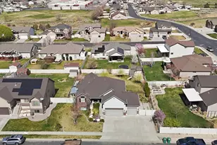 4540 W 5800 S, Hooper, UT 84315 - Photo 47