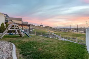 9032 N Barton Creek Dr, Eagle Mountain, UT 84005 - Photo 7