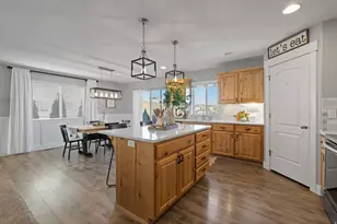9032 N Barton Creek Dr, Eagle Mountain, UT 84005 - Photo 15