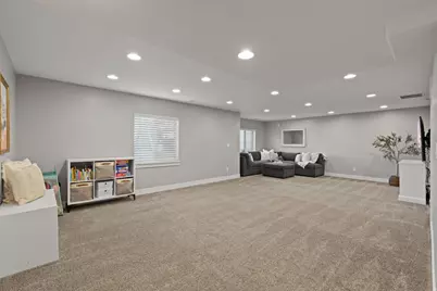 9032 N Barton Creek Dr, Eagle Mountain, UT 84005 - Photo 33