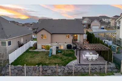 9032 N Barton Creek Dr, Eagle Mountain, UT 84005 - Photo 49