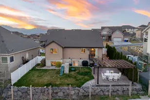 9032 N Barton Creek Dr, Eagle Mountain, UT 84005 - Photo 49