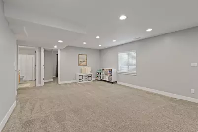 9032 N Barton Creek Dr, Eagle Mountain, UT 84005 - Photo 35