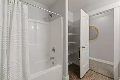 9032 N Barton Creek Rd, Eagle Mountain, UT 84005 - Photo 31