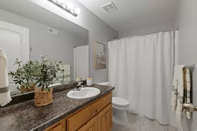 9032 N Barton Creek Dr, Eagle Mountain, UT 84005 - Photo 39