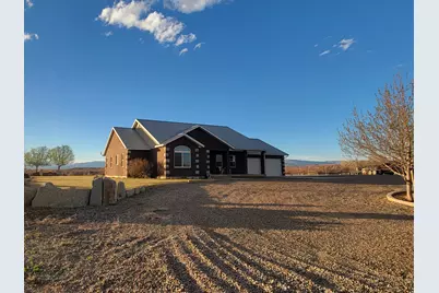9755 E 4000 N, Lapoint, UT 84039 - Photo 35