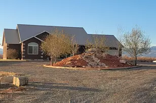 9755 E 4000 N, Lapoint, UT 84039 - Photo 47