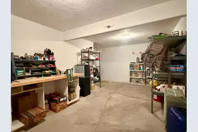 9755 E 4000 N, Lapoint, UT 84039 - Photo 31