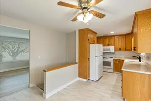 8248 S Romaine Dr, Sandy, UT 84070 - Photo 15