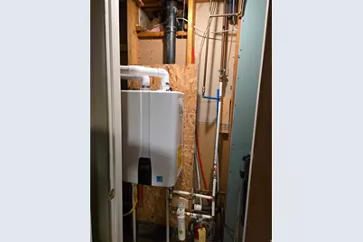 2872 W 5000 S, Roy, UT 84067 - Photo 15