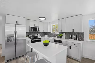 7161 S Camelot Way W, West Jordan, UT 84084 - Photo 13