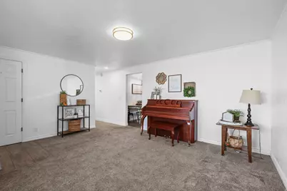 1543 S Marilyn Dr W, Syracuse, UT 84075 - Photo 5