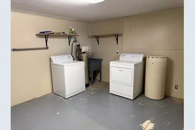 176 W Center St, Smithfield, UT 84335 - Photo 27