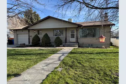 176 W Center St, Smithfield, UT 84335 - Photo 1