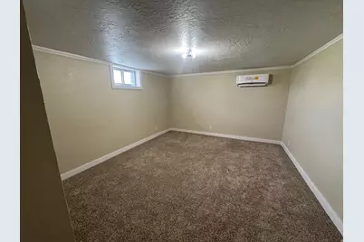 176 W Center St, Smithfield, UT 84335 - Photo 19