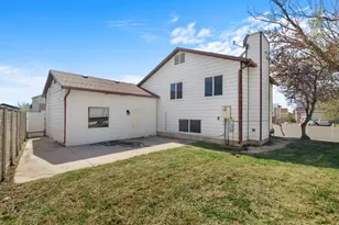 538 W 2100 N, Harrisville, UT 84414 - Photo 27